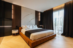 Green Park Penthouse Suite & Pool - Heated Pool - Bari